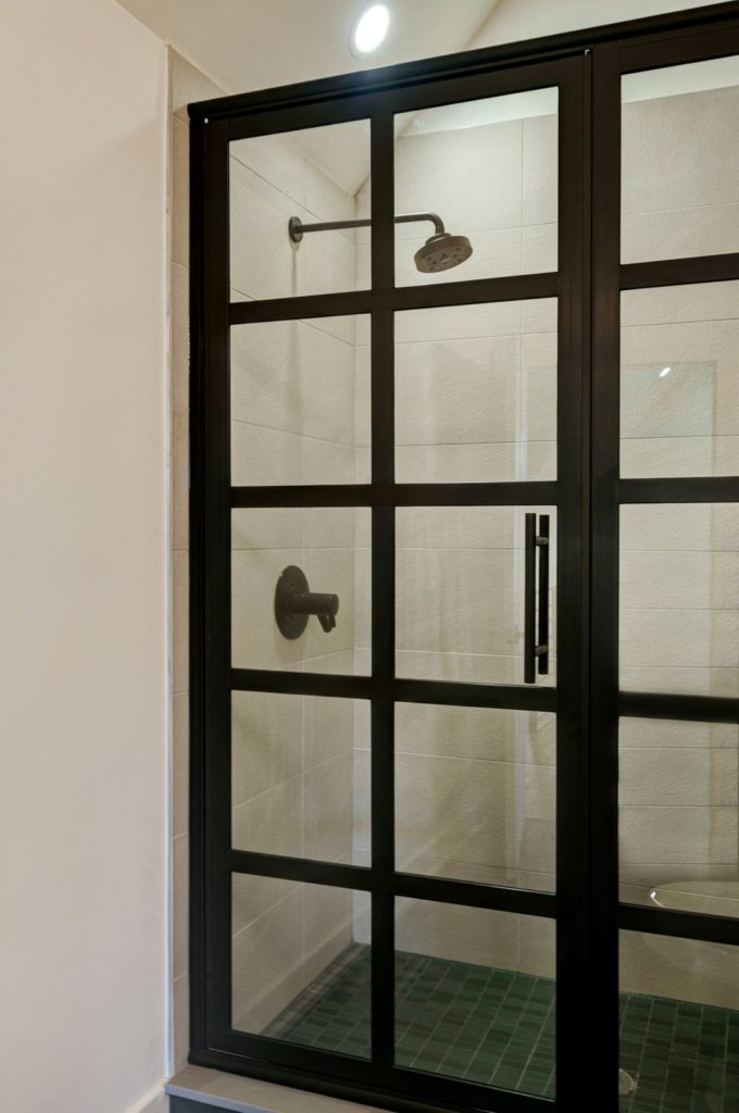 bathroom glass shower doors 3
